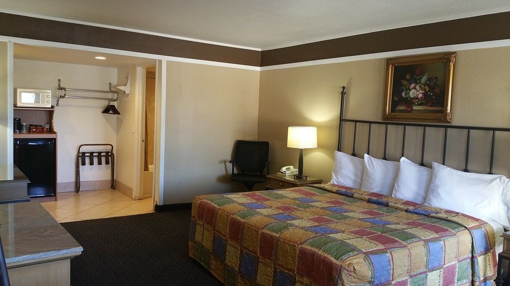 Verde Valley Inn Коттонвуд Экстерьер фото