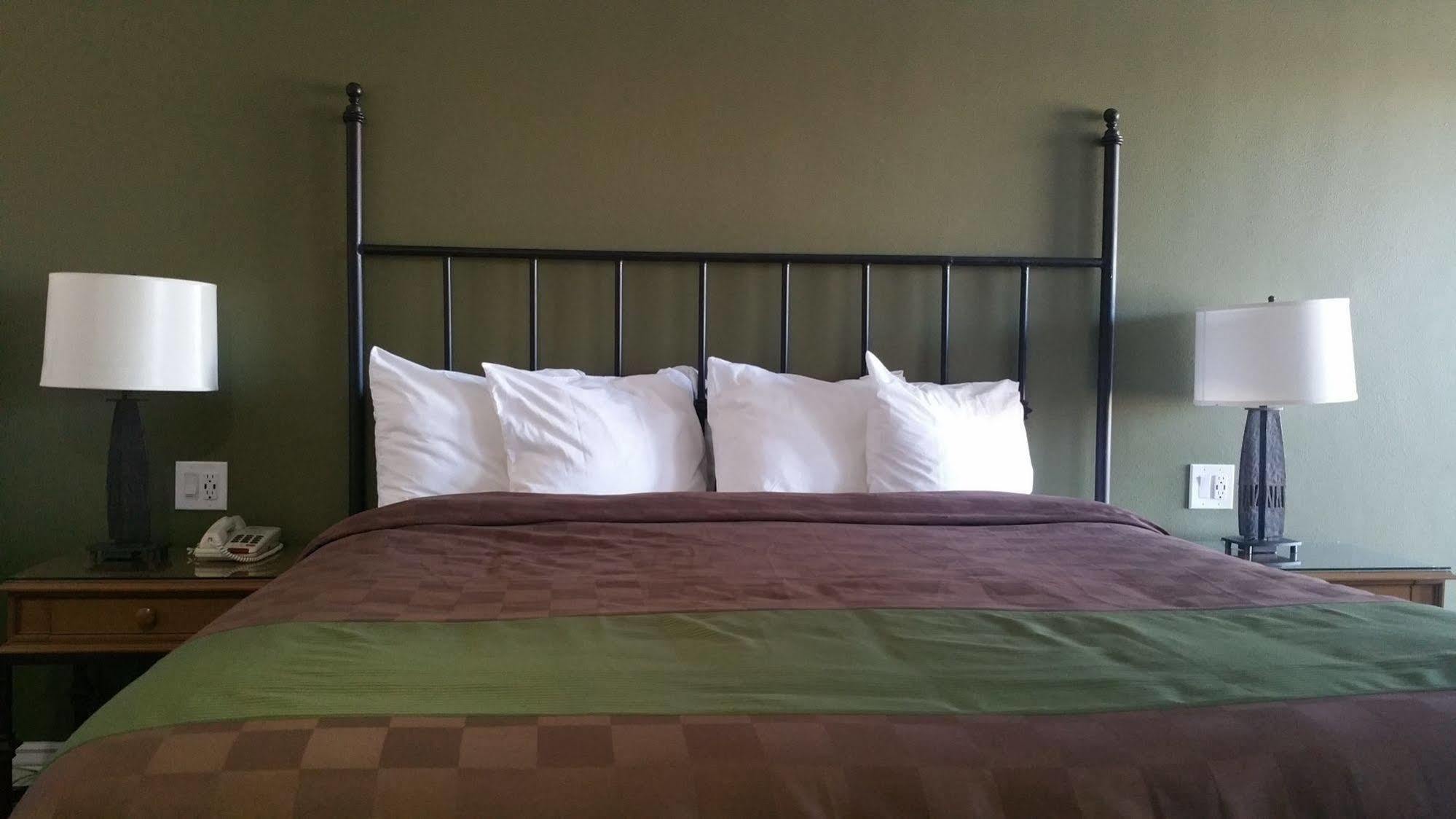 Verde Valley Inn Коттонвуд Экстерьер фото